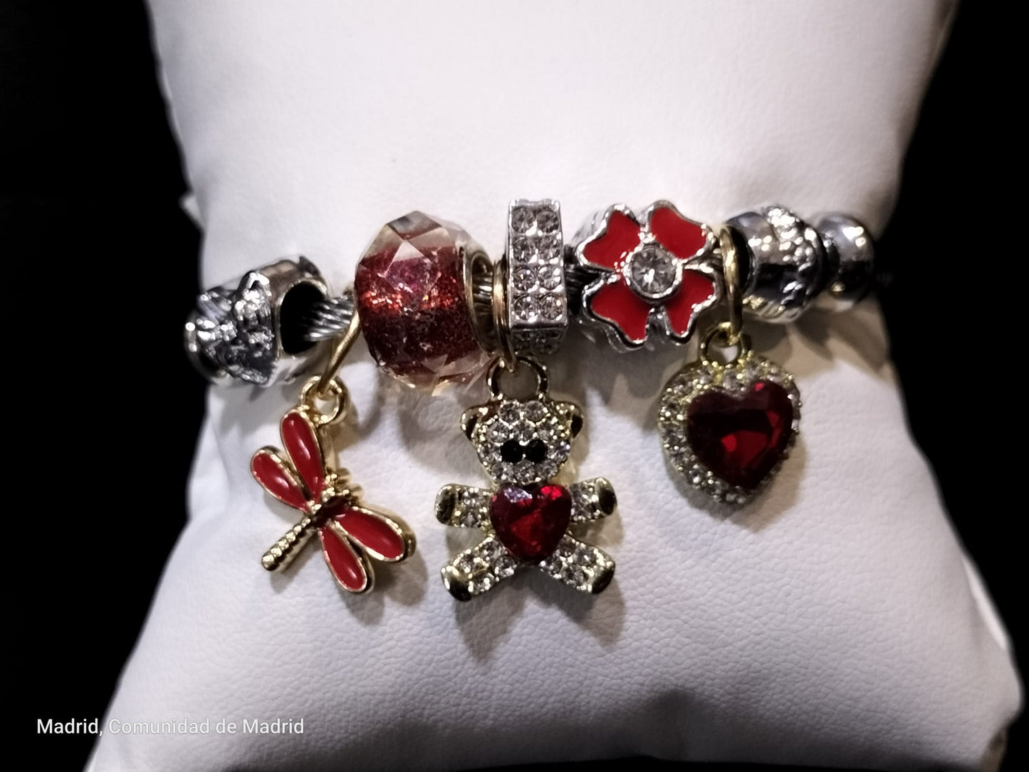 BRAZALETE MODA CON CHARM