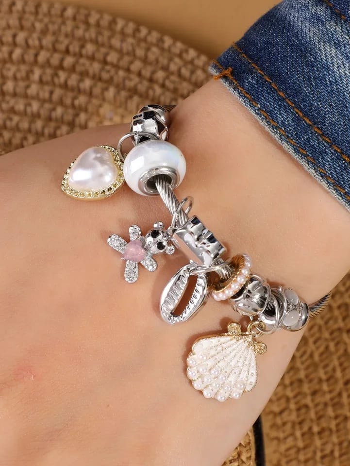 BRAZALETE MODA CON CHARM